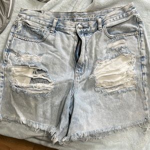 American Eagle denim mom shorts